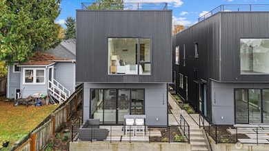 1114 26th Ave unit C, Seattle, WA 98122 - photo 2