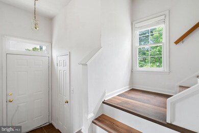 7777 Black Horse Ct, Manassas, VA 20109 - photo 2