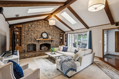 229 Hillview Dr, Hurst, TX 76054 - photo 2