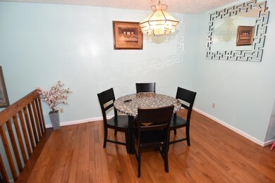 Formal Dining