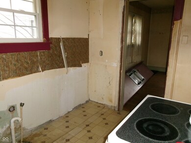 2000 S Walnut St, Muncie, IN 47302 - photo 4