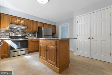 21117 Catnip Ct, Leonardtown, MD 20650 - photo 5