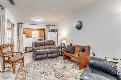 1422 Southern Blvd, Cleburne, TX 76033 - photo 6