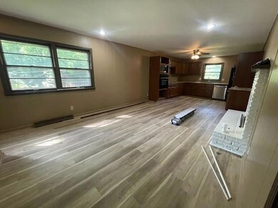 10235 W 70th St, Shawnee, KS 66203 - photo 3