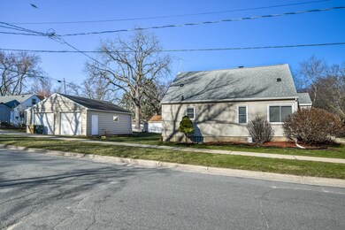 1745 Sheridan St, Madison, WI 53704 - photo 3