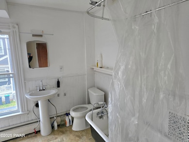 1539 West St, Honesdale, PA 18431 - photo 6