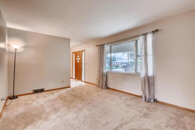 1753 Norma Columbus OH 43229-large-005-2