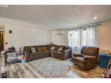 202 Sherman St, Amity, OR 97101 - photo 4