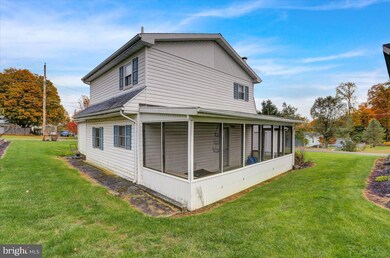 12 Elm Ave, Temple, PA 19560 - photo 5