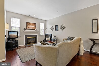 9674 Devedente Dr unit 204, Owings Mills, MD 21117 - photo 6