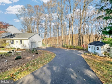 1521 E Sedona Dr, Downingtown, PA 19335 - photo 3