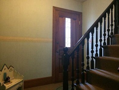 718 Grove St, Woonsocket, RI 02895 - photo 3