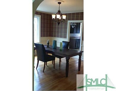 Dining Room. Huge Dining Room With Room for Family