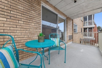 123 Sewall Ave unit 2J, Brookline, MA 02446 - photo 4