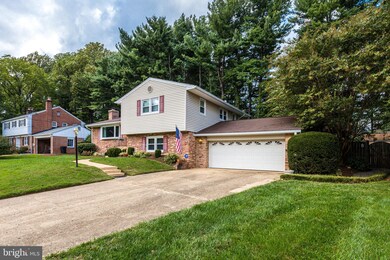 705 Skyline Ct NE, Vienna, VA 22180 - photo 2