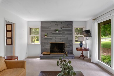 4350 Meadow View E-14