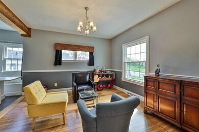 20-Dining-Room-[lhenderson]