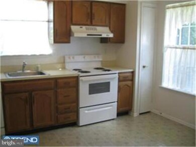 7 Ivory Ct, Mount Laurel, NJ 08054 - photo 4