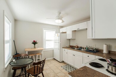 2-4 Mead St unit 2,4, Kittery, ME 03904 - photo 4