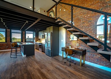 5 Hampshire St unit 401, Methuen, MA 01844 - photo 4