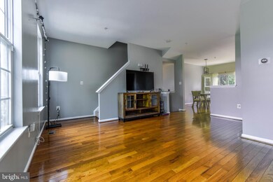 158 Penwick Cir, Frederick, MD 21702 - photo 5