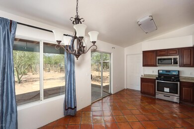 4428 E Stallion Dr, Eloy, AZ 85131 - photo 7