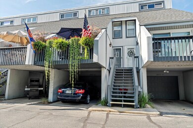 18177 Stoneridge St unit E, South Bend, IN 46637 - photo 2
