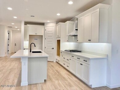 06 Kitchen 2 446