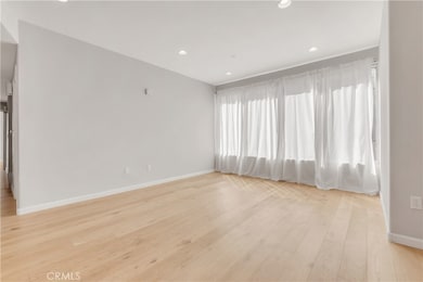 4821 Bakman Ave unit 201, North Hollywood, CA 91601 - photo 4