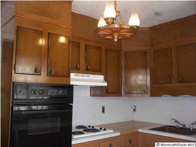 181 Elmwood Rd, Oakhurst, NJ 07755 - photo 4