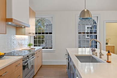 134 Elm St, Marblehead, MA 01945 - photo 5