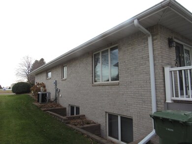 1260 Collegeway, Worthington, MN 56187 - photo 5