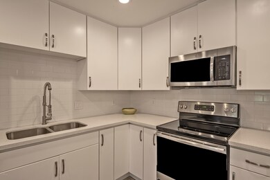 010_Kitchen Detail