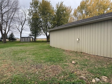 406 4th St, Rushmore, MN 56168 - photo 2