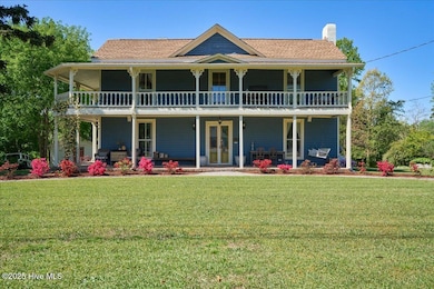 004-4_407 McReynolds St., Carthage
