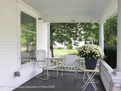 225 W Barnes Ave, Lansing, MI 48910 - photo 2