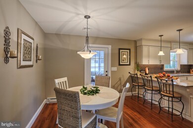 959 E Pine St, Palmyra, PA 17078 - photo 7