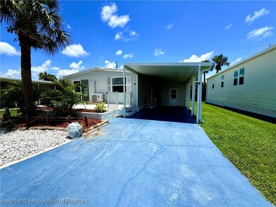 4300 Riverside Dr unit 14, Punta Gorda, FL 33982 - photo 2