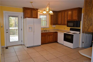 Spacious Kitchen!