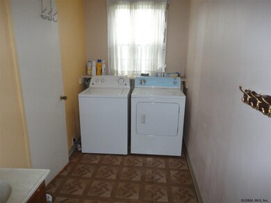 1308 Bradford St, Schenectady, NY 12306 - photo 7