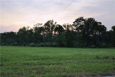 Gorgeous Building Lots Available, 2000 Minimum for 1-Story, 2100 Minimum for 1.5 & 2-Story Homes. 20+ Lots Available!