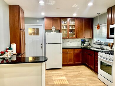 2834 W Granville Ave unit 1A, Chicago, IL 60659 - photo 6