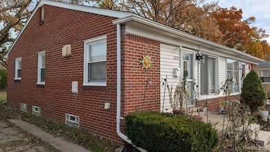 1839 Ackley Ave unit 313, Westland, MI 48186 - photo 2