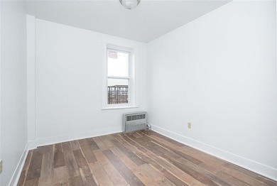 120 Dekalb Ave unit 11, Jersey City, NJ 07306 - photo 4