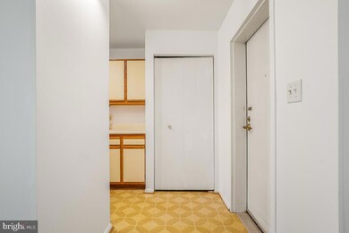 18411 Guildberry Dr unit 102, Gaithersburg, MD 20879 - photo 7