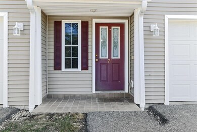 77 Pear Tree Ln, Newmarket, NH 03857 - photo 3