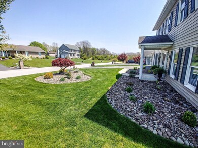 56 Diopside Dr, Chambersburg, PA 17202 - photo 2