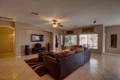 8010 South 15th Way 004