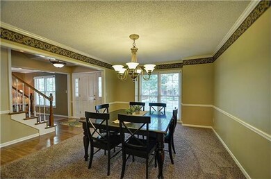 8526 Hallet St, Lenexa, KS 66215 - photo 4