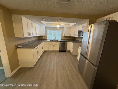 6104 Seabreeze Dr unit 3, Port Richey, FL 34668 - photo 6